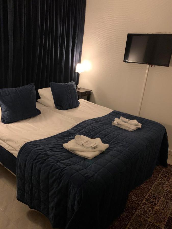 Hotell Kaprifol Хуннебостранд Экстерьер фото