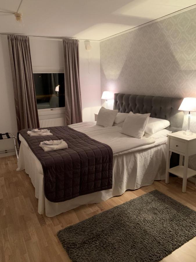 Hotell Kaprifol Хуннебостранд Экстерьер фото